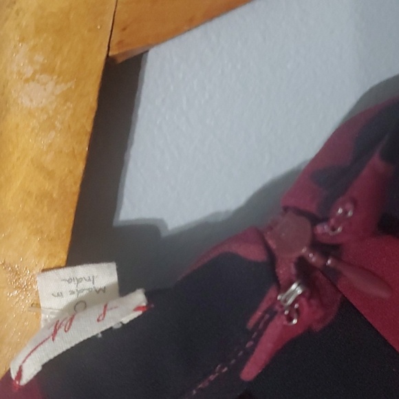 Loft Dress Womens Size 0 Black and Red Floral Abstract Large Flower Repeat Print - Picture 8 of 10